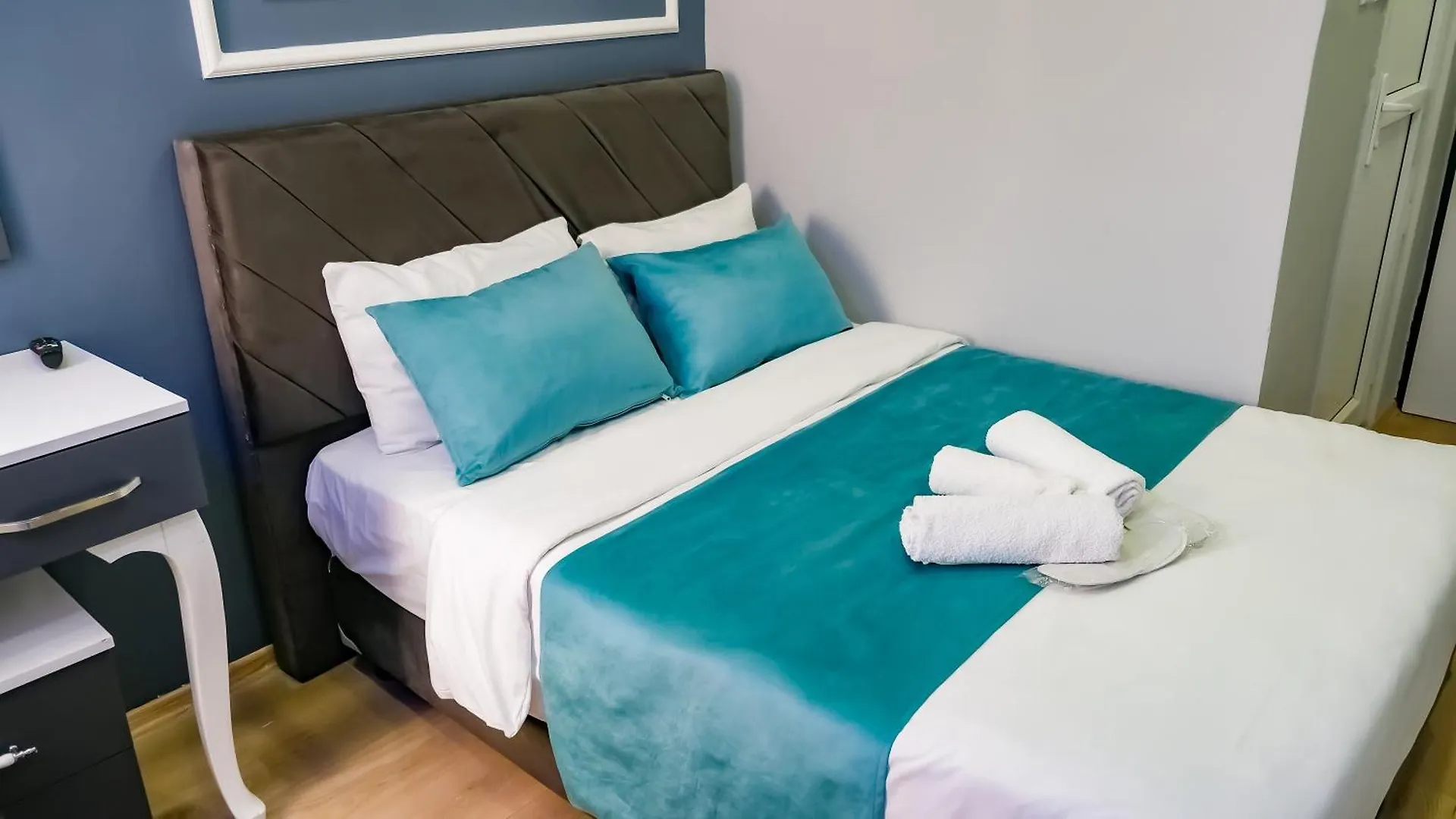 Grand Bona Sera Hotel İstanbul 2*,